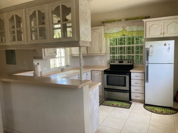 81A Durants Park | property listing page UK gallery image 3