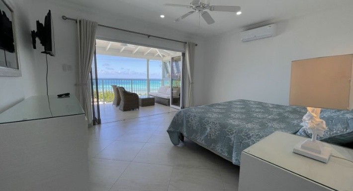 Lighthouse Bay | property listing page UK gallery image 2