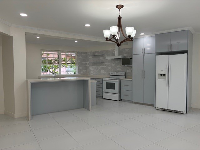 46 Reef Cresent | property listing page UK gallery image 3