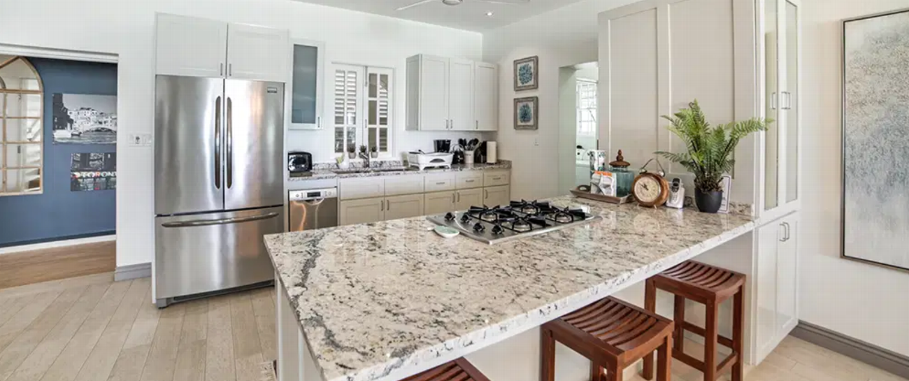 Sun Kiss Villa | property listing page UK gallery image 3