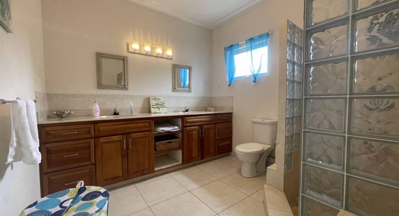 Coastal Views *With Apartment* | property listing page UK gallery image 5